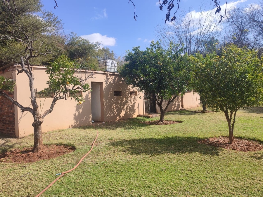 4 Bedroom Property for Sale in Zeerust North West